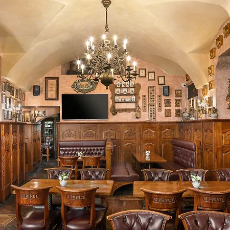 U By Bhg Hotel Praha