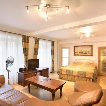 Hotel U By Bhg