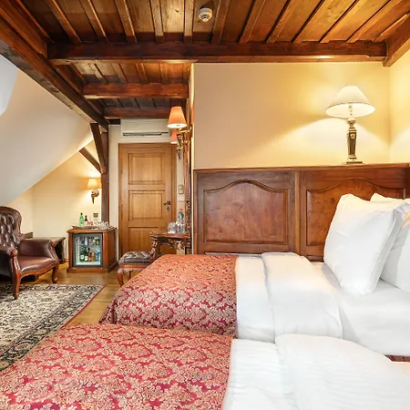 Hotel U By Bhg